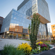 Nicht nur in Leverkusen, auch an der US-Ostküste sichtbar vertreten: Bayer BRIC (Innovation Center) am Kendall Square, Cambridge/USA