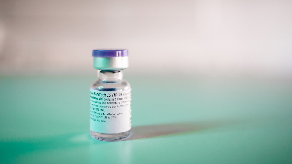biontech impfstoff covid 19 vial 1 biontech impfstoff covid 19 vial 1