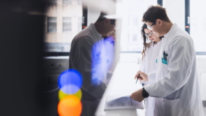 Expertis im Labor bei Coriolis Pharma, gesucht von Rentschler Biopharma in einer neuen strategischen Partnerschaft