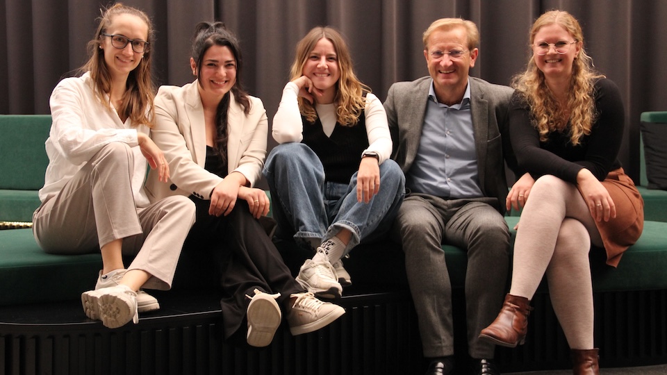 Frauenpower mit klarem Ziel – und einem Quotenmann: Clara Ganhör (COO), Marlene Rezk-Füreder (CEO), Angelika Lackner (CSO), Peter Oppelt (CMO), Eva Scharnagl (CTO)