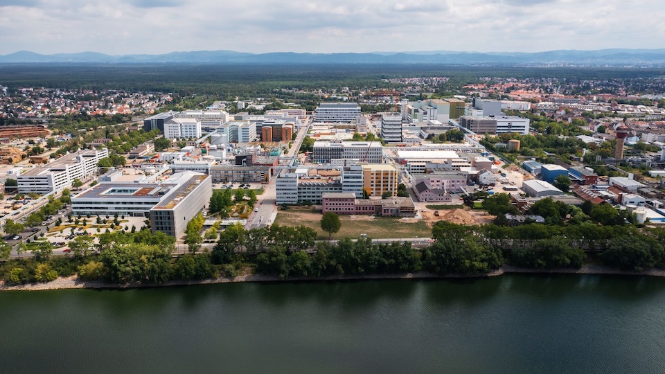 Luftaufnahme Standort Mannheim von Roche Deutschland