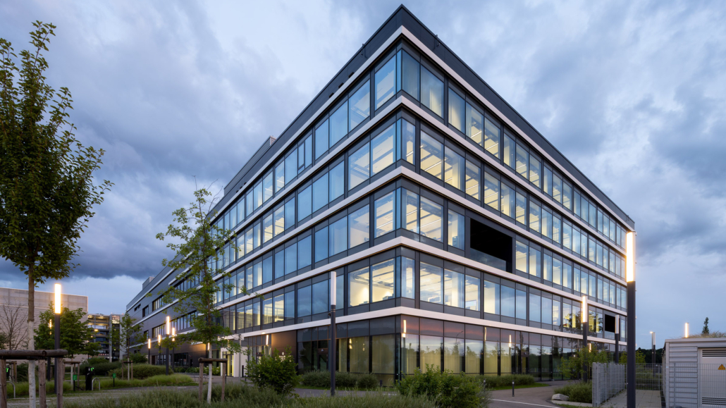 mtz.de_Intuitive_Freiburg_Facility