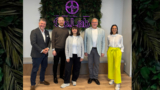 Aus den USA neu in Berlin gelandet. Team Phinomcs im Bayer Co.Lab: Guido Mathews, Phinomics; Simon Cladders, Bayer; Massa Shoura, Phinomics (CEO); Stephen Levene, Phinomics; Ruth Shah, Bayer