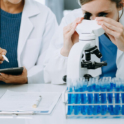 Standardmusterverträge sollen den Beginn klinischer Prüfungen beschleunigen.