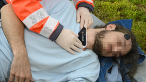 So könnte das intelligente Pflaster aussehen, das Rettungskräfte bei der Erstversorgung von Verletzten unterstützt.